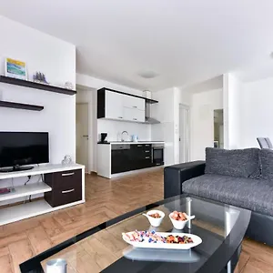 https://apartments-villa-visnjik.hotelinzadar.com