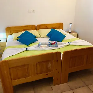 https://apartments-anton.hotelinzadar.com